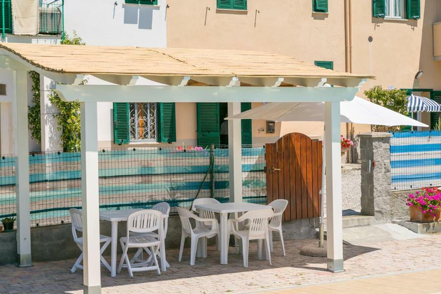 Agriturismo Case Nuove Castellina Marittima Bagian luar foto